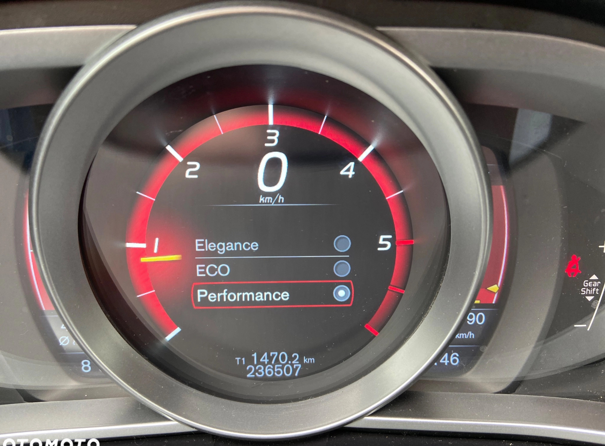 Volvo V40 cena 34300 przebieg: 236500, rok produkcji 2012 z Puławy małe 301